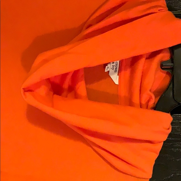 Crown & Ivy - Picture 2 of 5